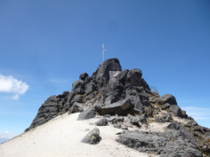 Pichin guagua summit a enriquez